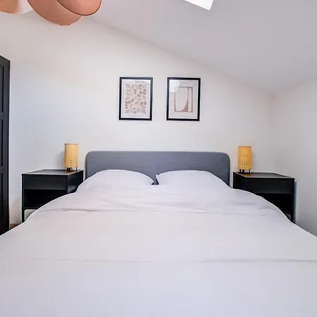 Oiqia Saint Martin ~ Duplex 3 Chambres Avec Balcon Perigueux Exterior photo