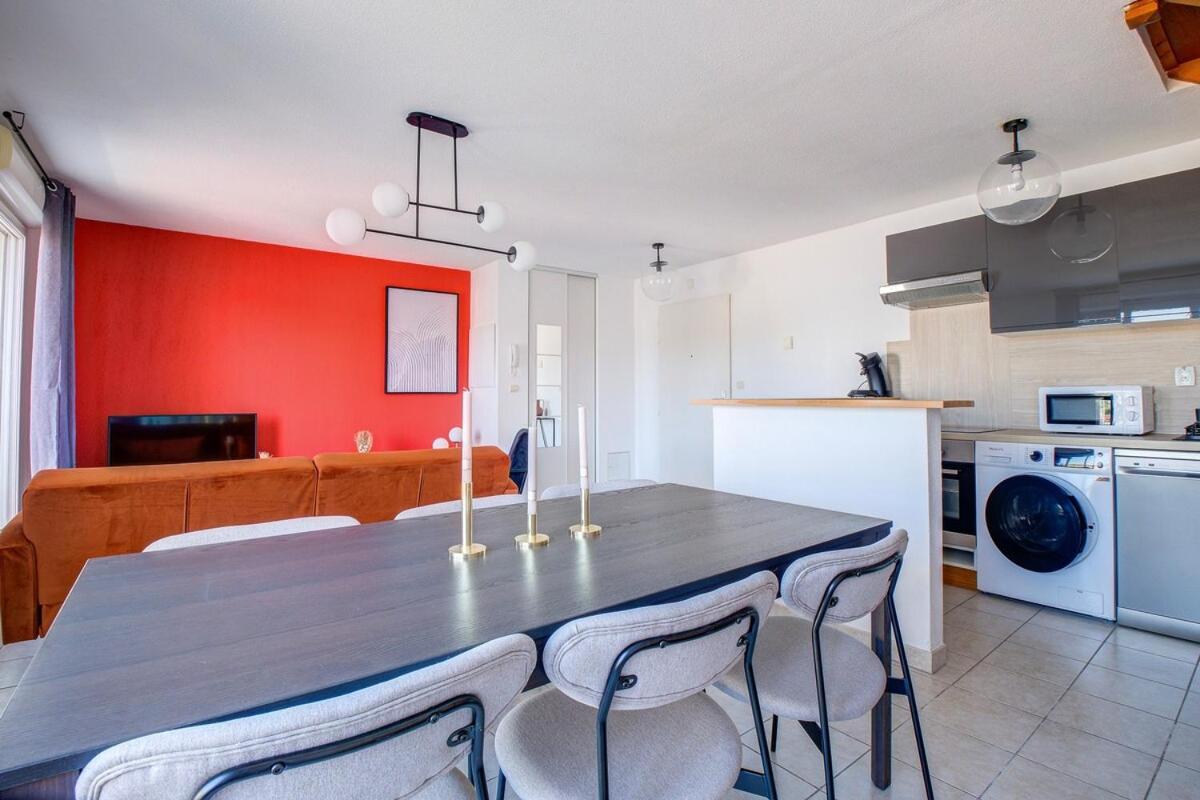 Oiqia Saint Martin ~ Duplex 3 Avec Balcon