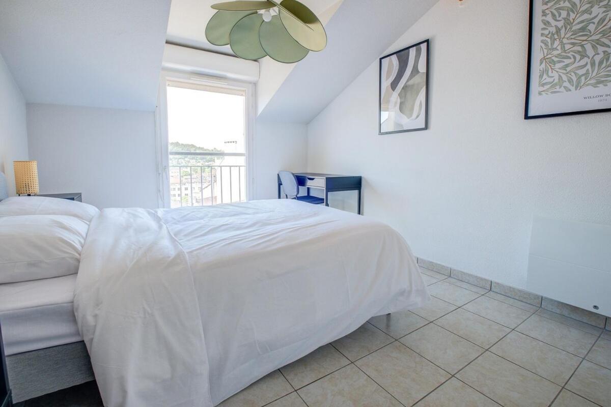 Oiqia Saint Martin ~ Duplex 3 Avec Balcon